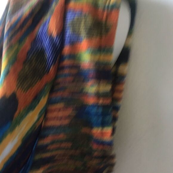 No boundaries tribal pattern multi color shirt - Picture 4 of 6